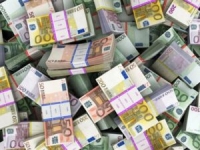 Üdvözlet mindenkinek, aki megbízható kölcsönt keres különféle projektjei finanszírozásához. Forduljon hozzám bizalommal egy biztonságos és megbízható kölcsönért. E-mail: isabellemonica9@gmail.com Isabel Monica vagyok. Francia engedéllyel rendelkező h